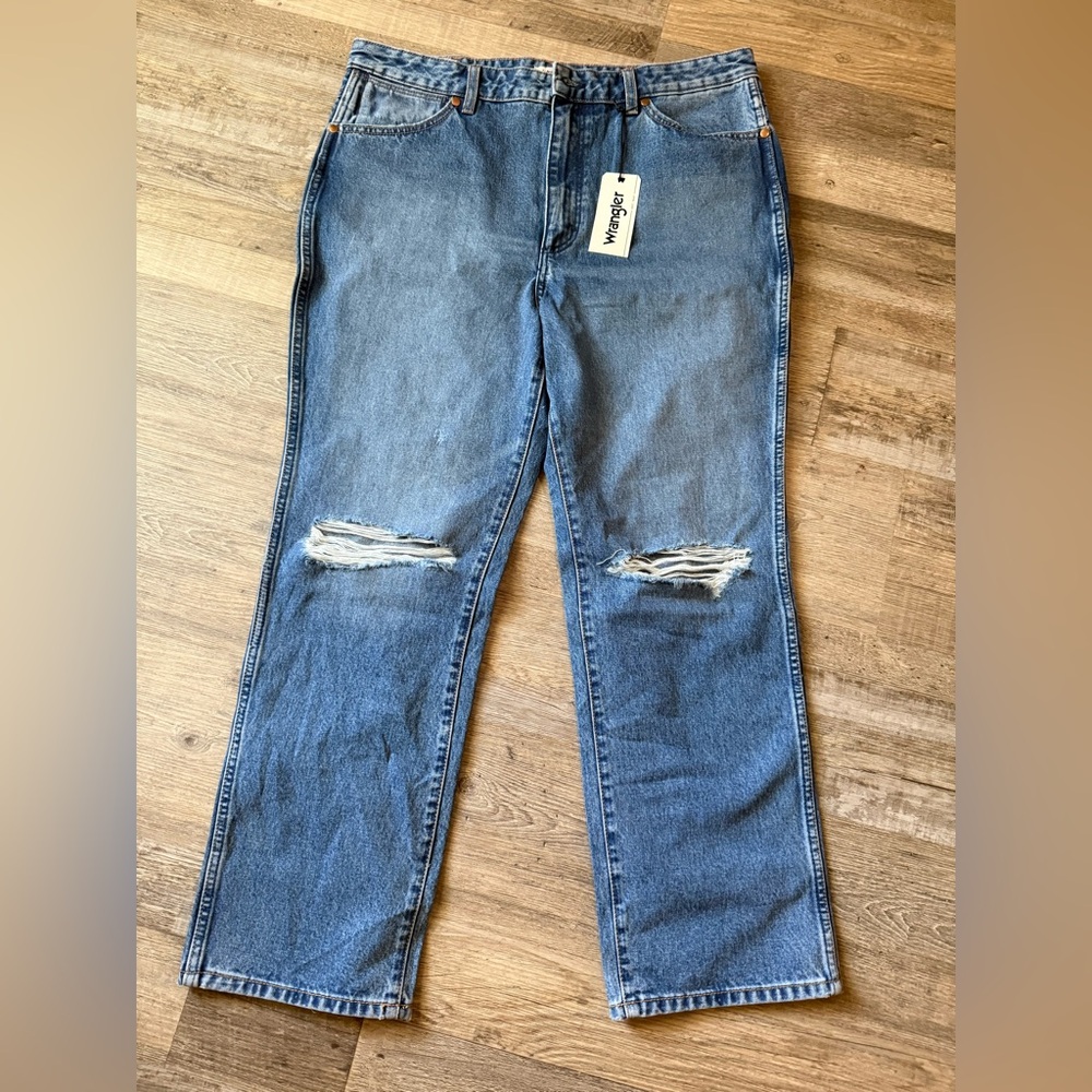 NWT **Women’s Wrangler Blue Denim Jeans**